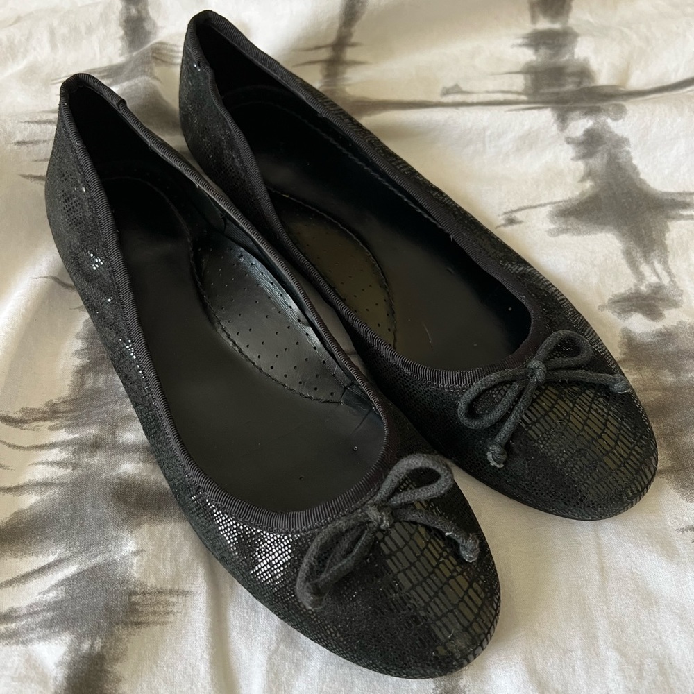 Black Ballet Flats with Bows